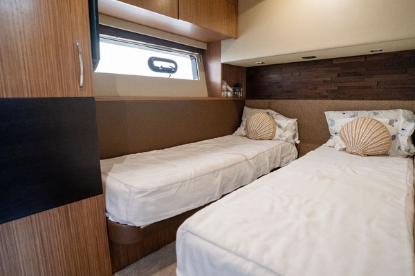 Dolce 59ft Sea Ray Yacht For Sale