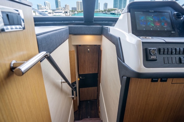 Dolce 59ft Sea Ray Yacht For Sale