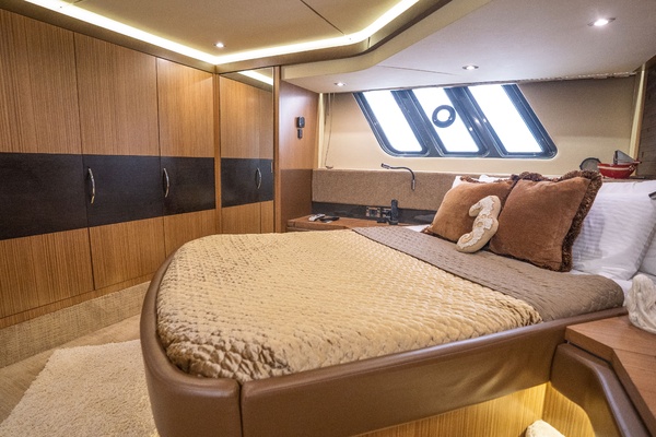 Dolce 59ft Sea Ray Yacht For Sale