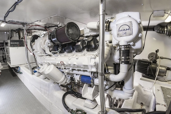 Ocean Yachts 53 Super Sport Yacht For Sale