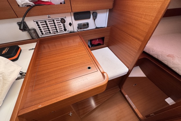 38ft Dufour Yacht For Sale