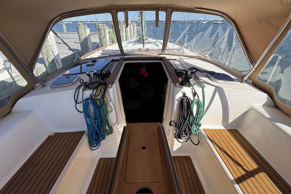38ft Dufour Yacht For Sale