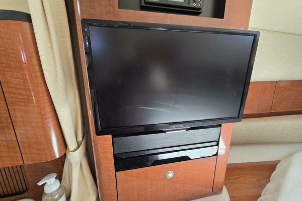MAHALO 32ft Sea Ray Yacht For Sale