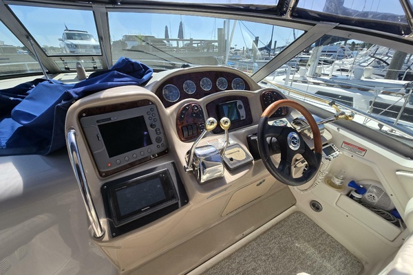 MAHALO 32ft Sea Ray Yacht For Sale