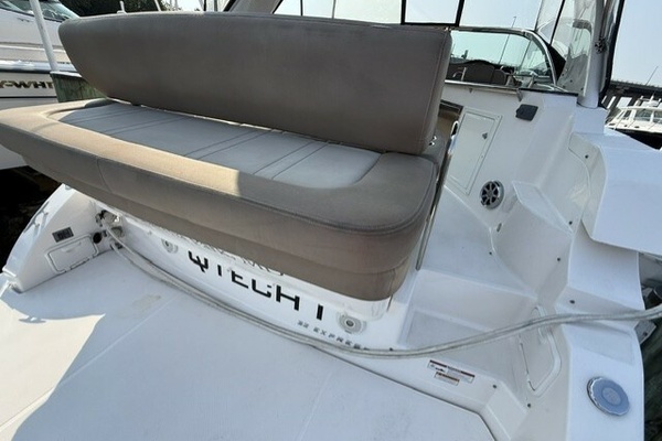 32ft Regal Yacht For Sale
