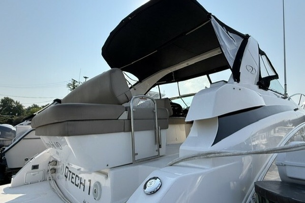 32ft Regal Yacht For Sale