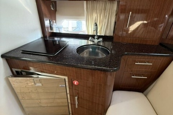 32ft Regal Yacht For Sale