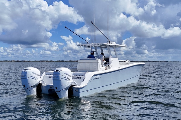33ft Invincible Yacht For Sale