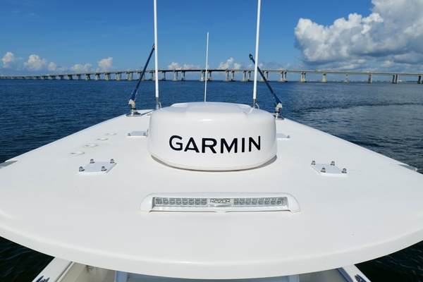 33ft Invincible Yacht For Sale