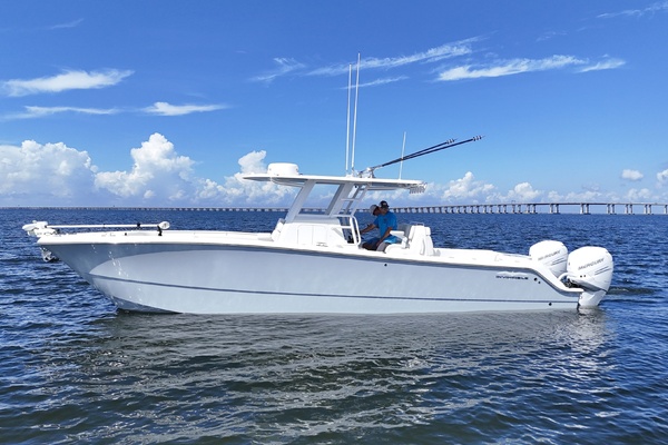 33ft Invincible Yacht For Sale