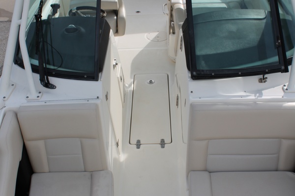23ft Boston Whaler Yacht For Sale