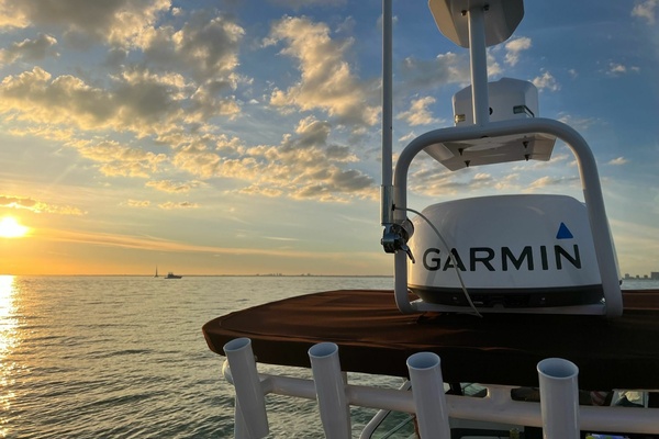 MONOCLE 29ft Axopar Yacht For Sale