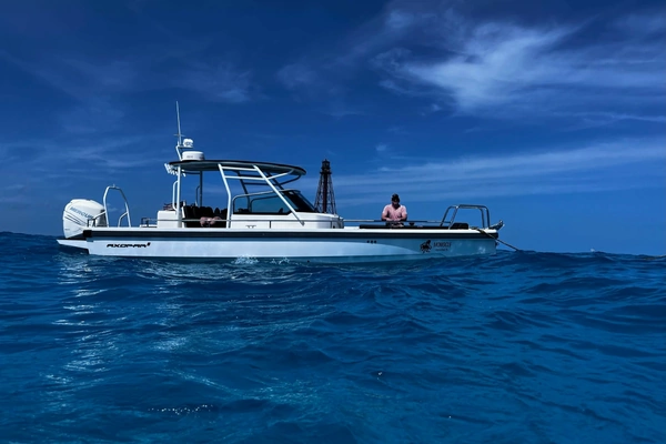 29-ft-Axopar-2017-28 T-Top-MONOCLE Marathon  Florida United States  yacht for sale