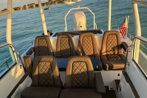 MONOCLE 29ft Axopar Yacht For Sale