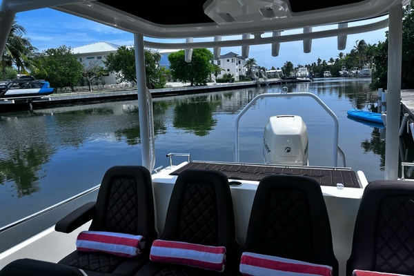 MONOCLE 29ft Axopar Yacht For Sale