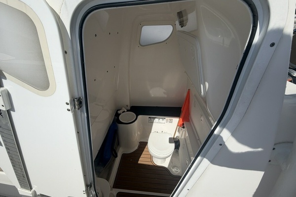 28ft Sea Fox Yacht For Sale