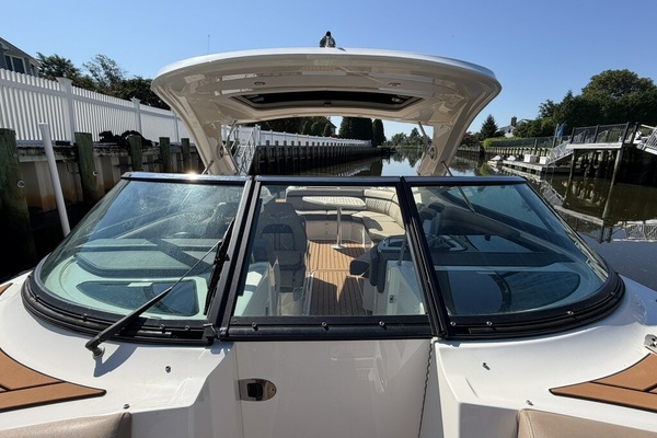 35ft Sea Ray Yacht For Sale