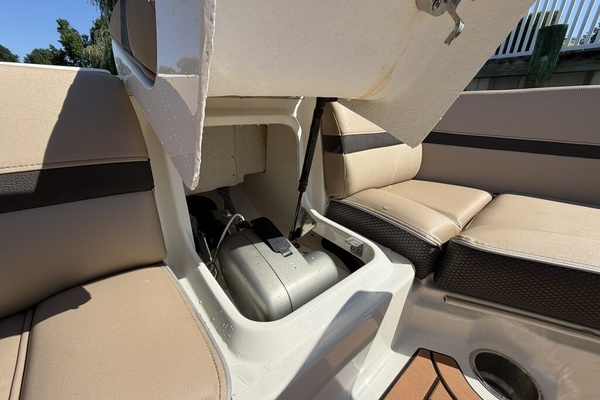 35ft Sea Ray Yacht For Sale