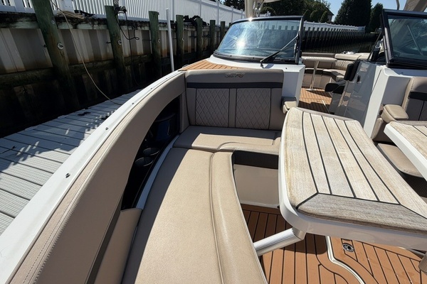 35ft Sea Ray Yacht For Sale