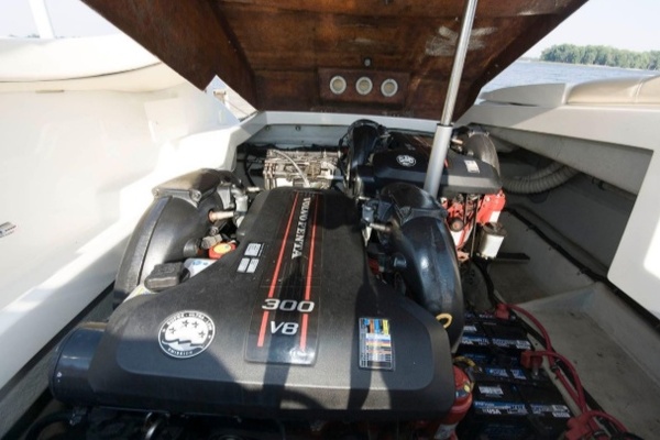 28ft Chris Craft Yacht For Sale