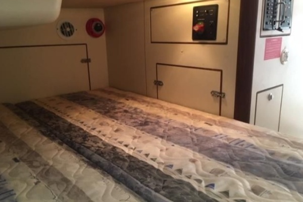 27ft Hunter Yacht For Sale