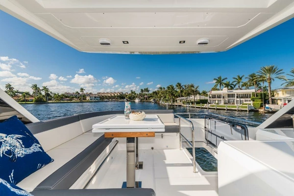 Galeon 500 FLY Yacht For Sale