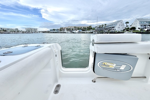 27ft Sea Hunt Yacht For Sale