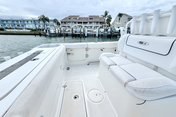 27ft Sea Hunt Yacht For Sale