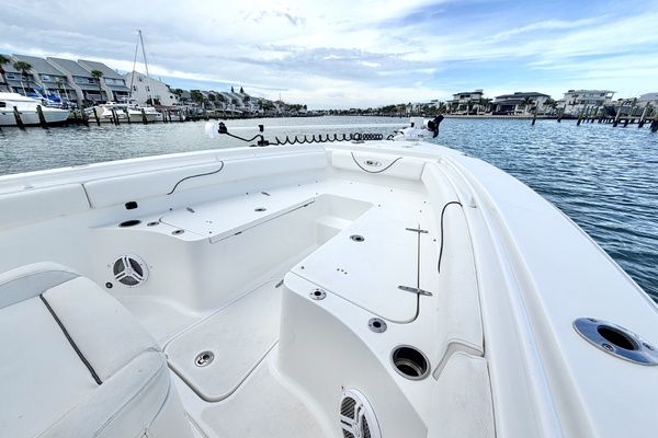 27ft Sea Hunt Yacht For Sale