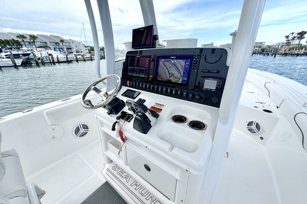 27ft Sea Hunt Yacht For Sale