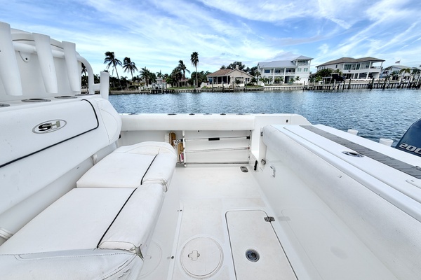 27ft Sea Hunt Yacht For Sale