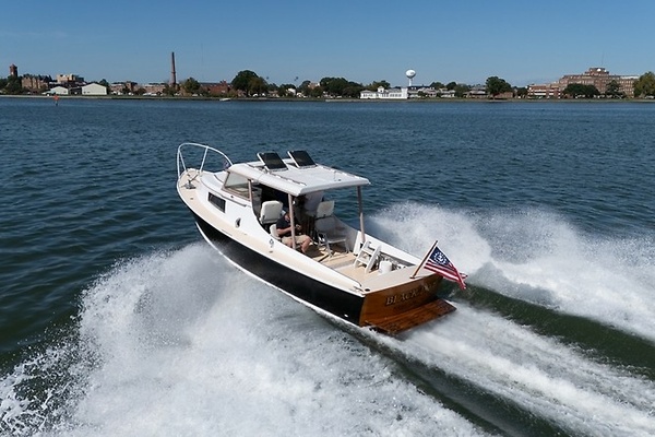 Black Dog 29ft Dyer Yacht For Sale