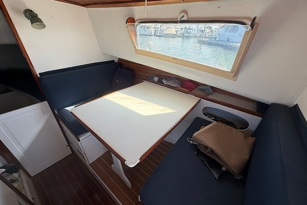 Black Dog 29ft Dyer Yacht For Sale