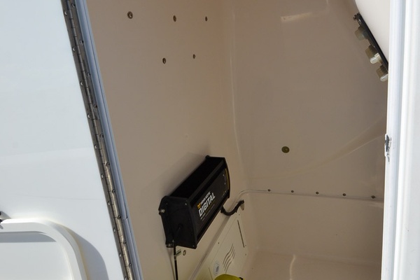 28ft Blue Wave Yacht For Sale
