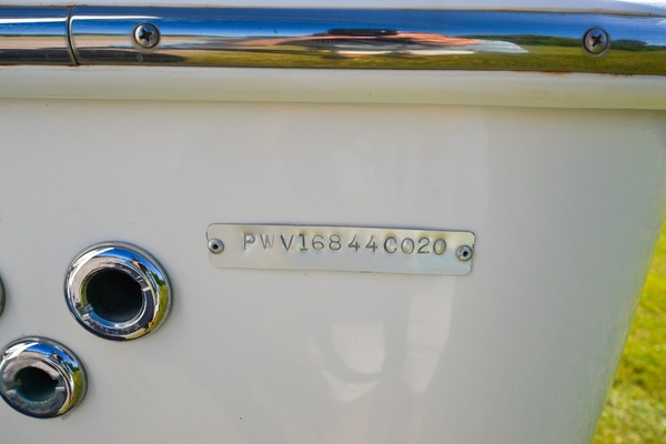 28ft Blue Wave Yacht For Sale