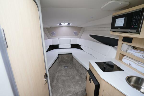 26ft Regal Yacht For Sale