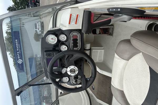 19ft Nitro Yacht For Sale