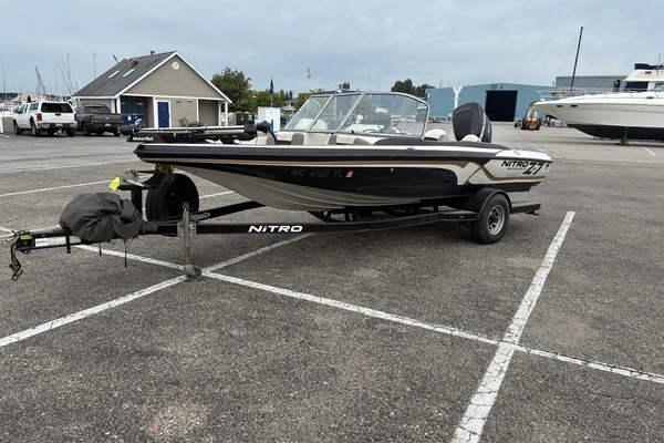 19-ft-Nitro-2011-- Muskegon Michigan United States  yacht for sale
