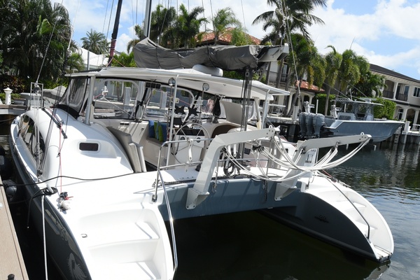 Lady Grey 30ft Maine Cat Yacht For Sale