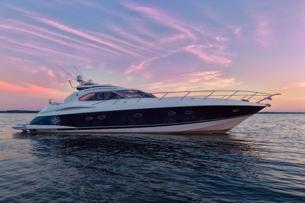 56-ft-Sunseeker-2000-56 Predator- Chicago Illinois United States  yacht for sale