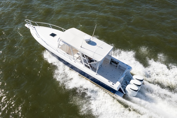 Mac  amp  Seas 36ft Intrepid Yacht For Sale
