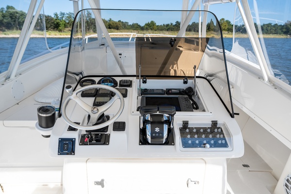Mac  amp  Seas 36ft Intrepid Yacht For Sale