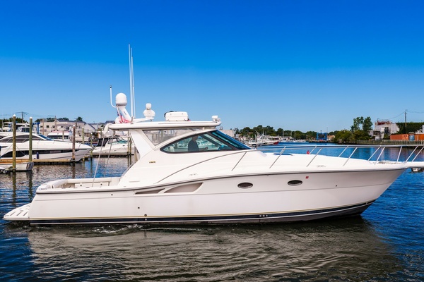 DEEP SEA GEM 42ft Tiara Yachts Yacht For Sale