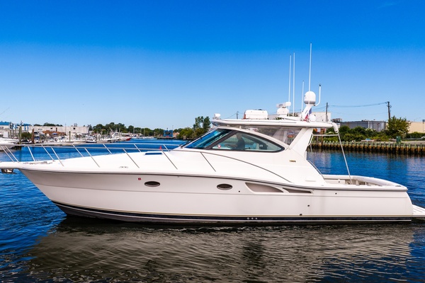 DEEP SEA GEM 42ft Tiara Yachts Yacht For Sale