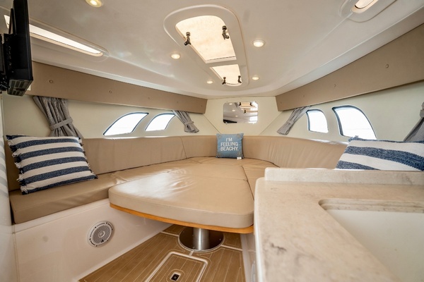 Legacy 40ft Intrepid Yacht For Sale