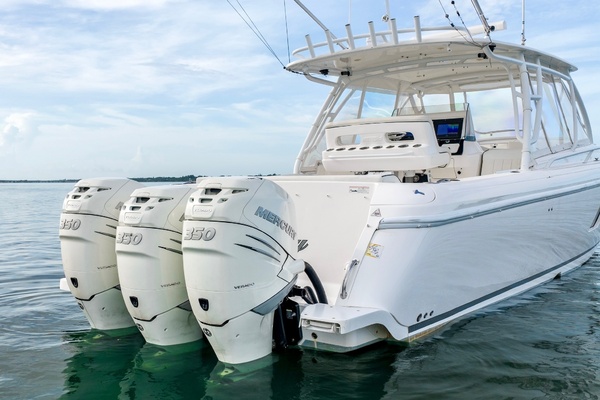 Legacy 40ft Intrepid Yacht For Sale