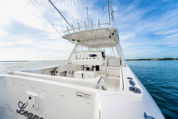 Legacy 40ft Intrepid Yacht For Sale