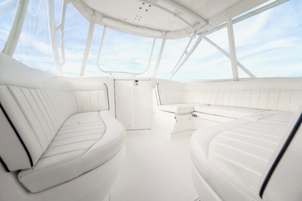 Legacy 40ft Intrepid Yacht For Sale