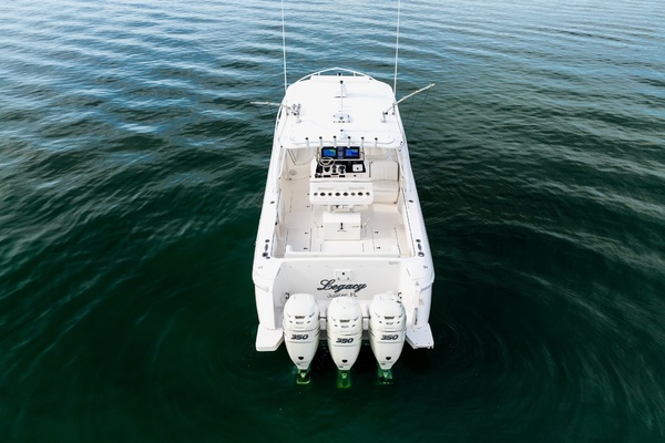 Legacy 40ft Intrepid Yacht For Sale