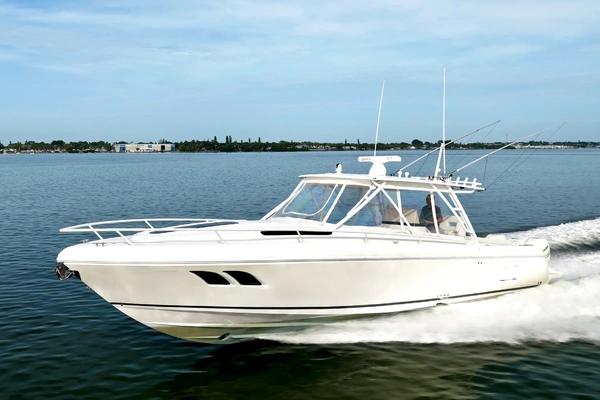 40-ft-Intrepid-2012-400 Cuddy-Legacy Stuart Florida United States  yacht for sale